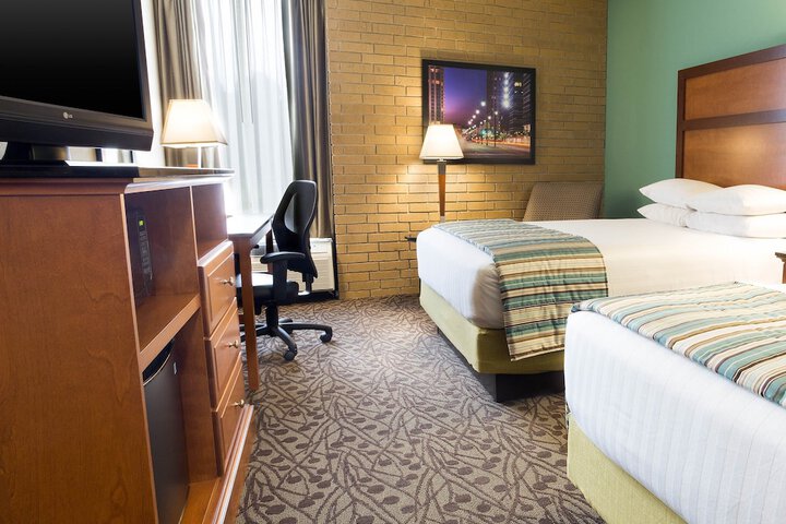 Room 21 of 53