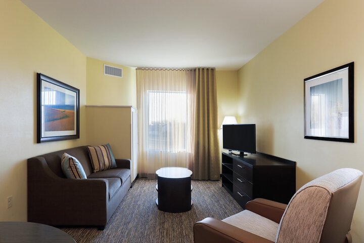 Room 52 of 59
