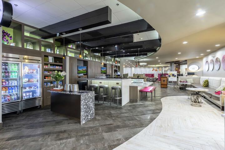 DoubleTree by Hilton Winston Salem - University