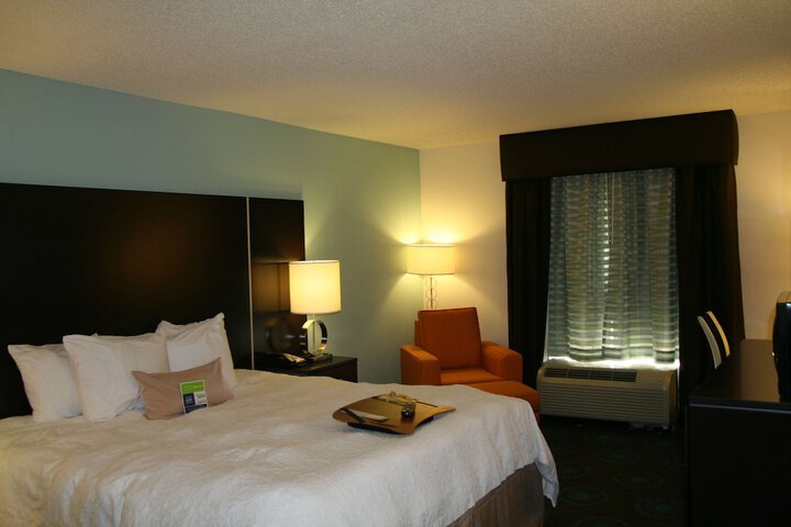Room 54 of 98