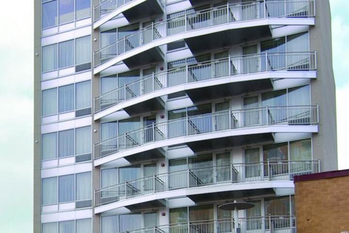 Hotel 5 of 28