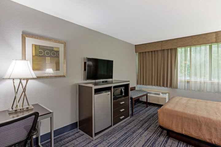 Room 45 of 86