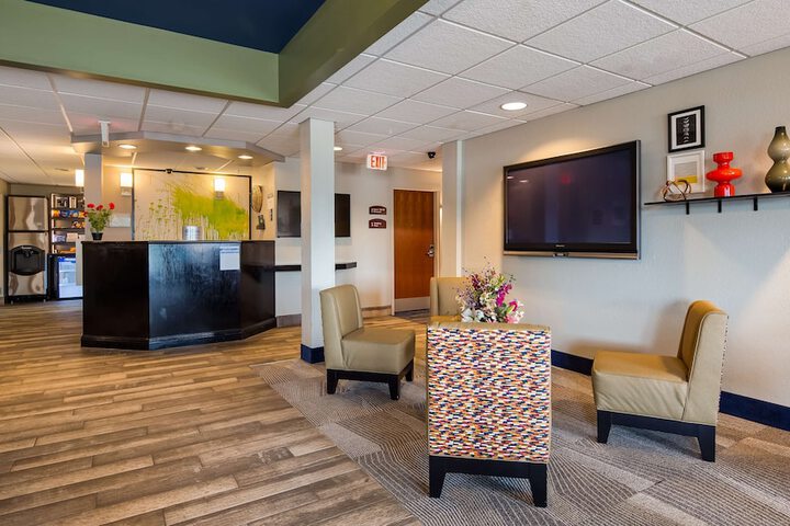 Best Western Nittany Inn Milroy