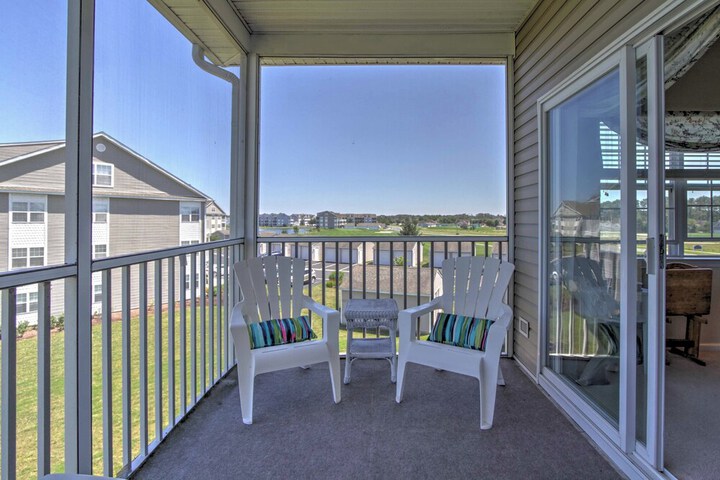 Near Beaches: Ocean View Condo w / Balcony!