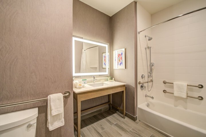 Room 15 of 54