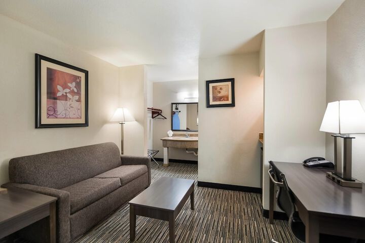 Quality Inn & Suites Lufkin