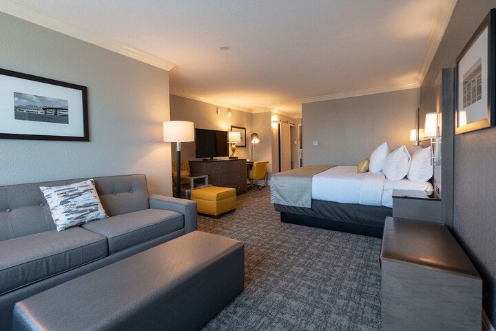 Room 16 of 46