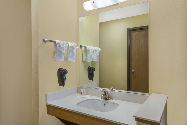 Room 15 of 20