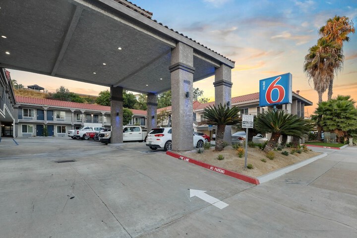 Motel 6 La Mesa CA