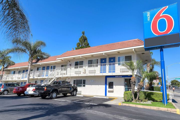 Hotel 5 of 30