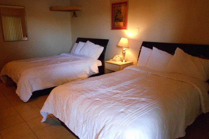 Room 43 of 47