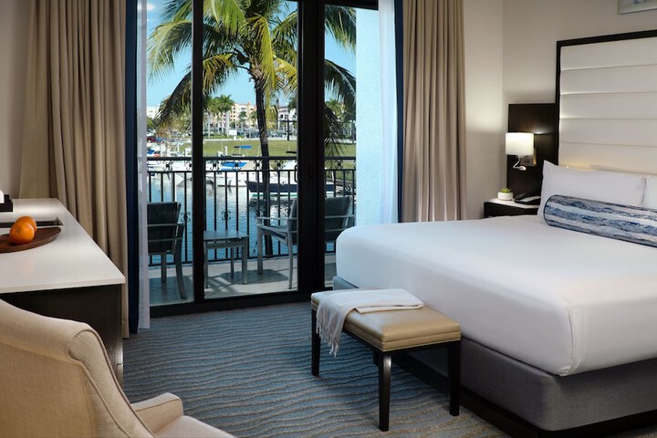 Naples Bay Resort & Marina