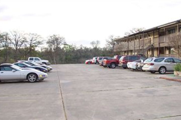 Bandera Lodge