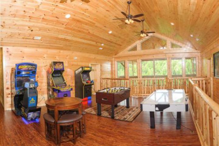 Foxwood Mansion Cabin