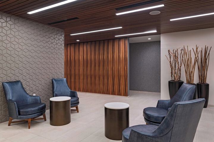 Courtyard by Marriott Houston Sugar Land / Lake Pointe