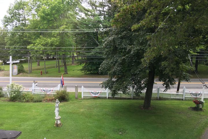 Homeport Inn and Tavern