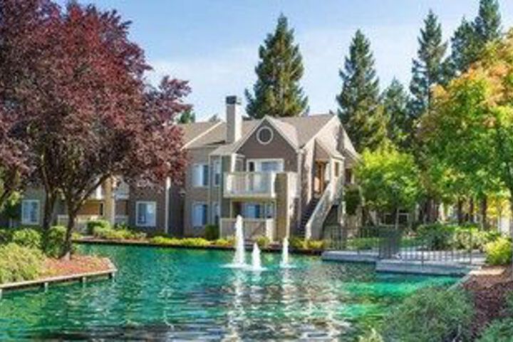 Global Luxury Suites in The Heart of San Ramon