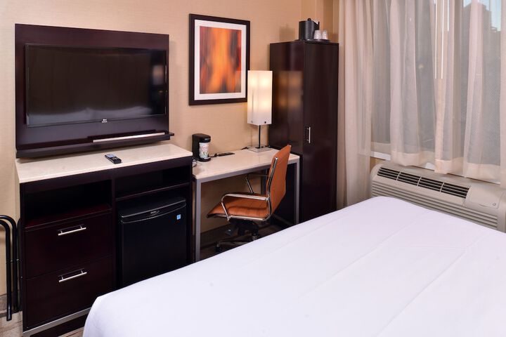 Room 20 of 44