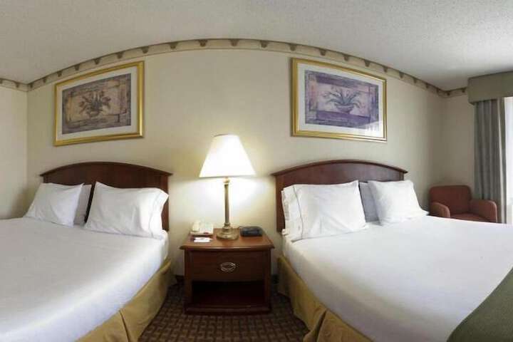 Room 15 of 44