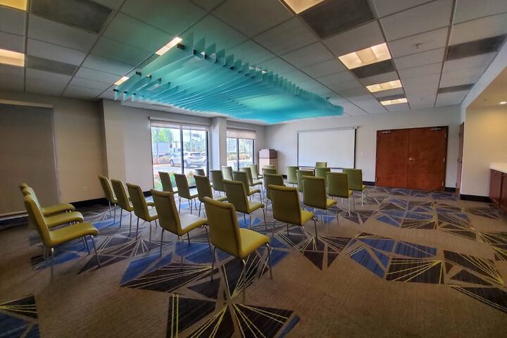 Holiday Inn Express & Suites Miami - Hialeah by IHG