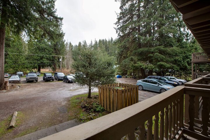 37SLL - Economical - Convenient - Kitchenette - Sleeps 2