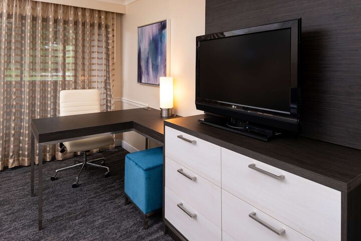 Room 30 of 50