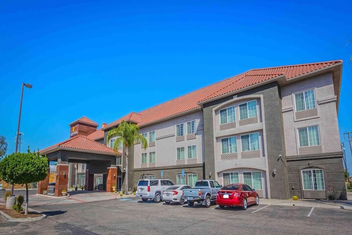 Hotel 2 of 44