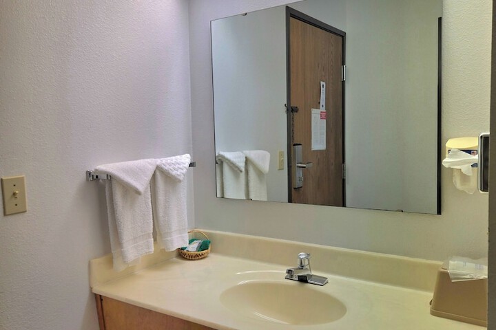 Room 17 of 21