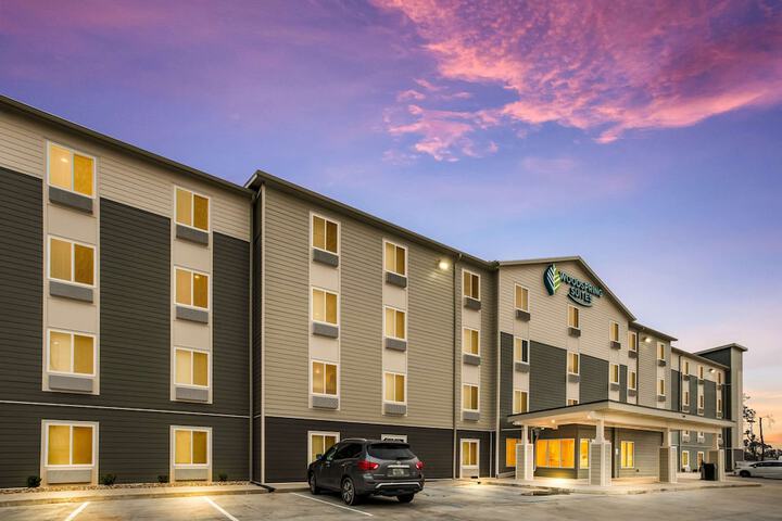 Hotel 2 of 25