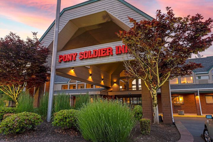 Best Western Pony Soldier Inn - Airport