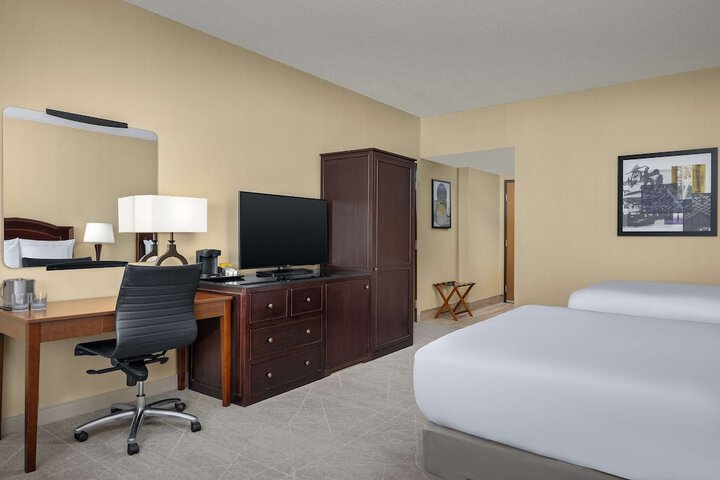 DoubleTree by Hilton Chicago OHare Airport - Rosemont