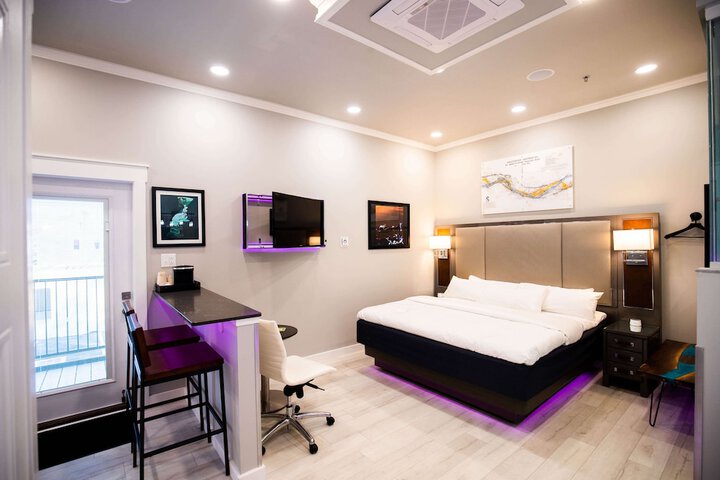 River Sirens Hotel