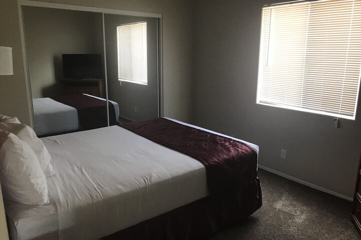 Room 82 of 143