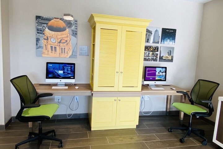 Business Center 45 of 46
