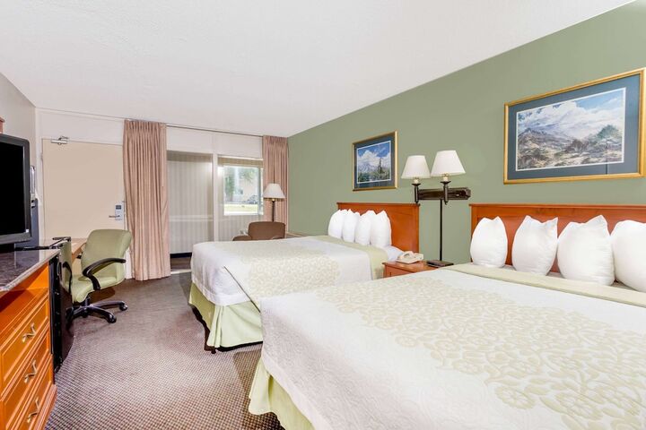 Room 16 of 17