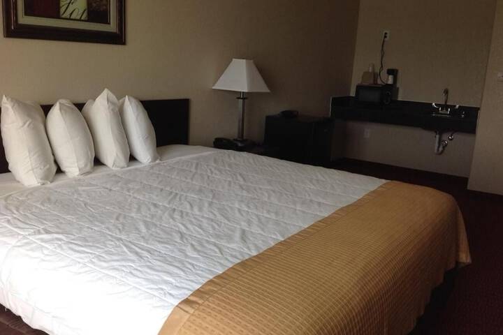 Room 29 of 40