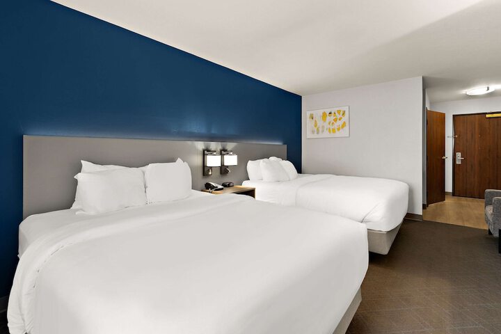 Comfort Inn & Suites Fremont