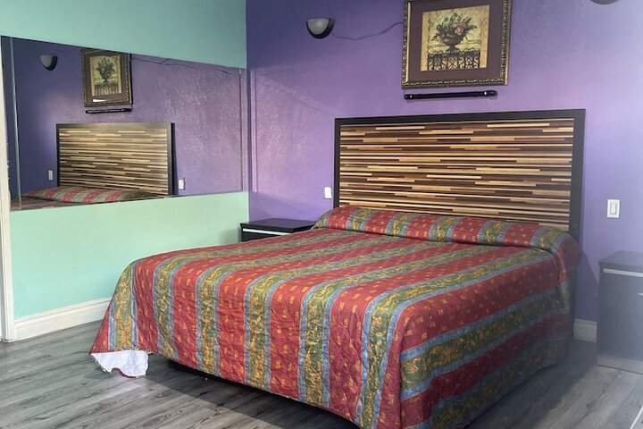 Economy Inn