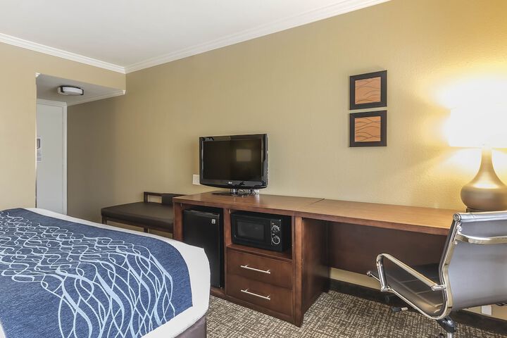Room 25 of 50