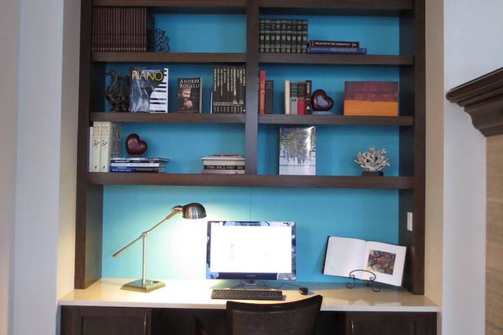 Business Center 60 of 60