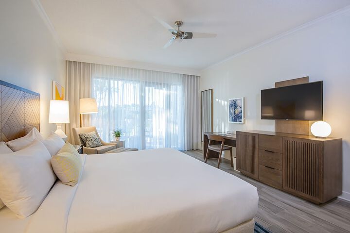 Room 93 of 172