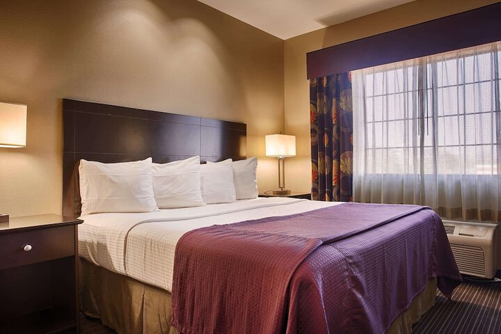 Best Western Giddings Inn & Suites