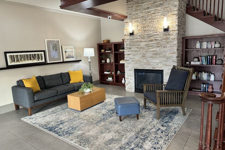 Comfort Inn & Suites St. Paul Northeast