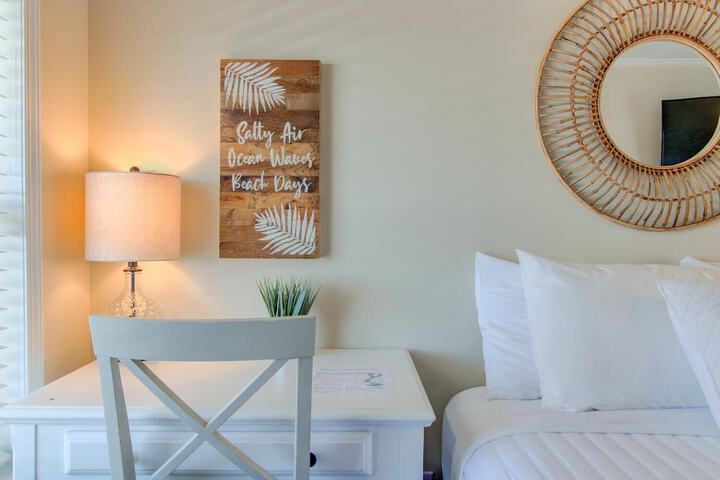 Room 21 of 51