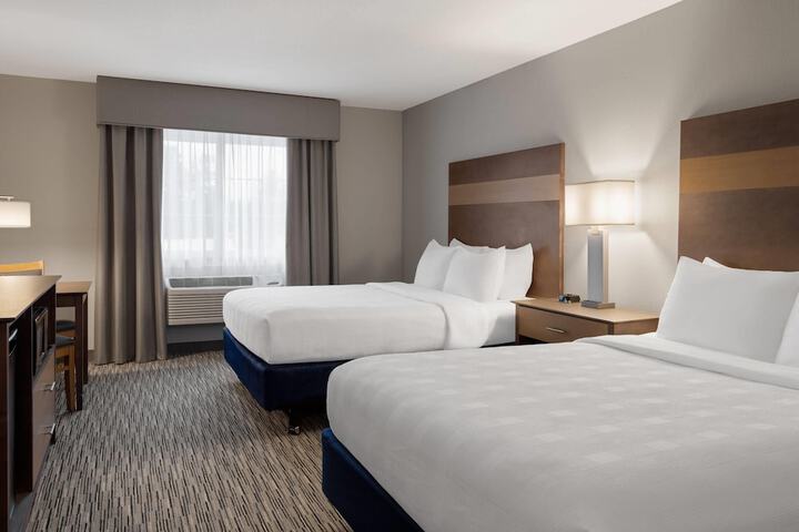 Little Crow Hotel & Conference Trademark by Wyndham
