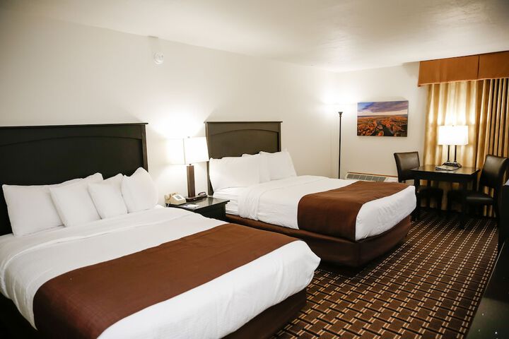 Room 12 of 36