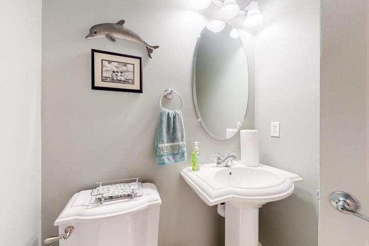 Bayside Resort --- 31738 Lakeview Dr #202A
