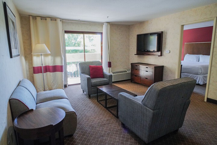 Room 19 of 36