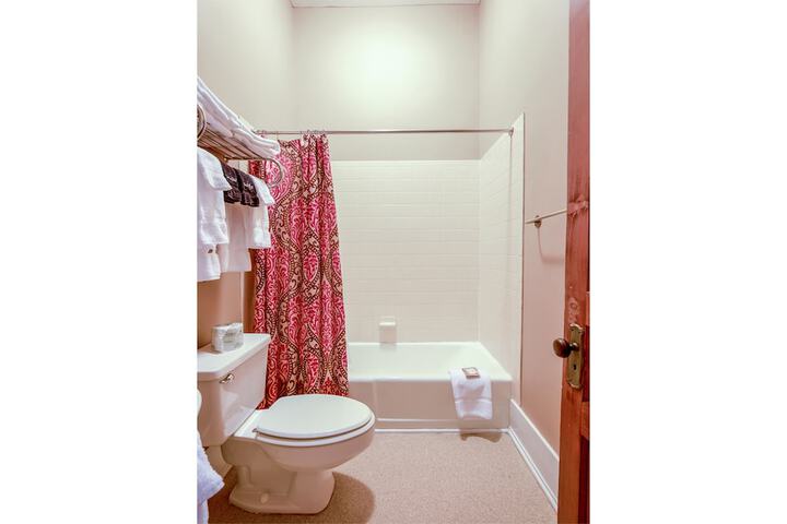 Room 18 of 48