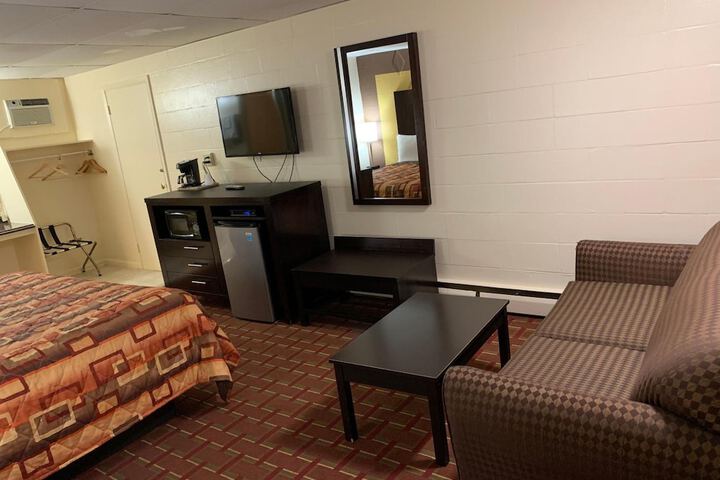 Room 12 of 31